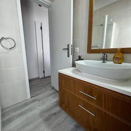 Casa Do Craveiro Holiday home *