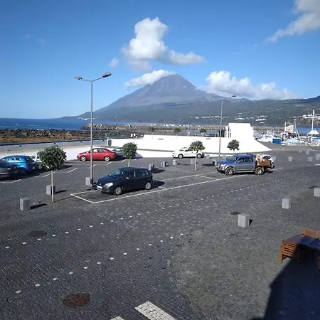 Casa Do Craveiro * Lajes do Pico