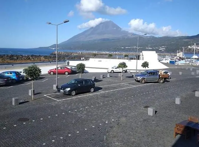Casa Do Craveiro * Lajes do Pico
