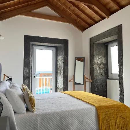 Casa Do Craveiro * Lajes do Pico